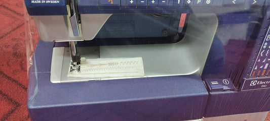 Electrolux 990 sewing machine, swedan