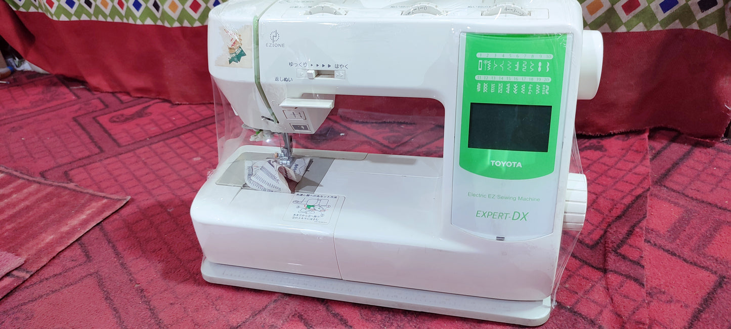 Toyota 2in1 expert,DX sewing machine