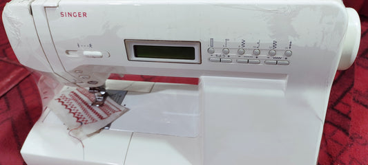 Singer Rumina 3380 sewing machine