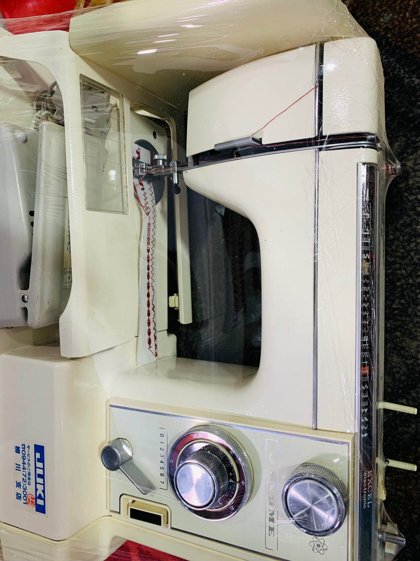 Janome 802 full genion condition complete accessories