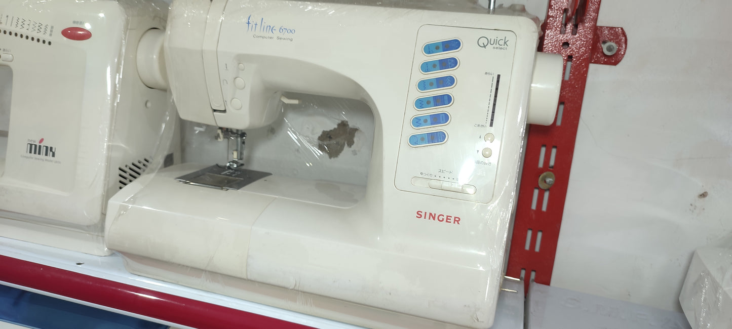 Singer fitline quick 6700 Japanese sewing machine